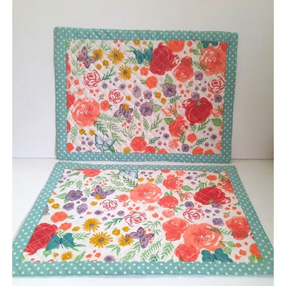 Pioneer Woman Spoon Rest Poinsettia & Celebrate Spring‎ Together Placemats 3pc